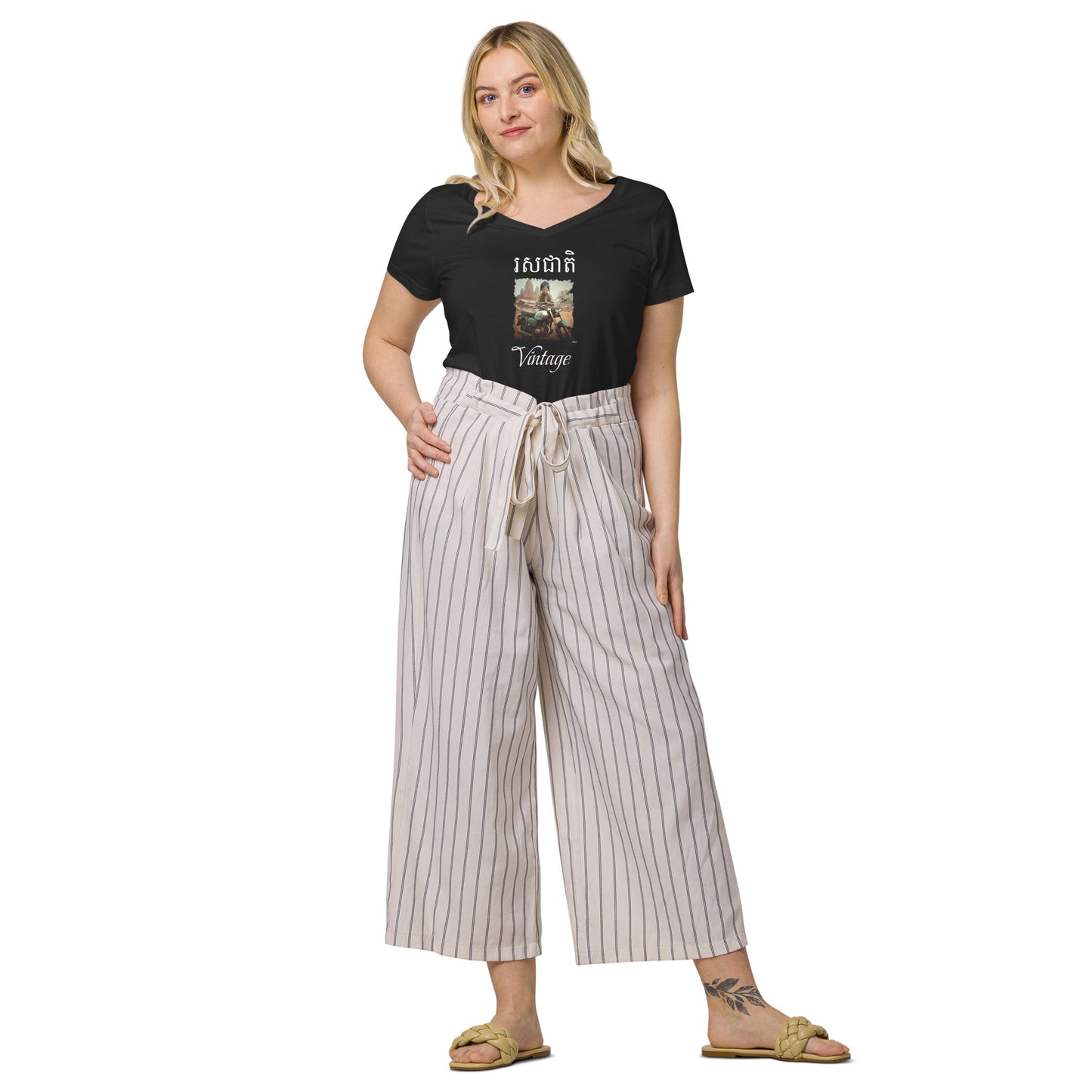 T-shirt col V ajusté femme - Khmer style