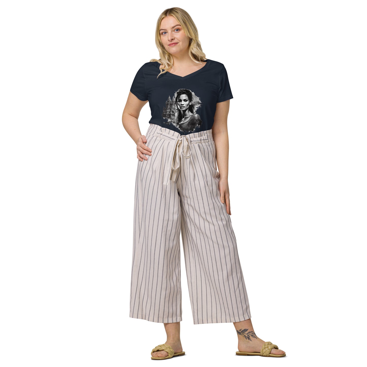 T-shirt col V ajusté femme - Khmer style