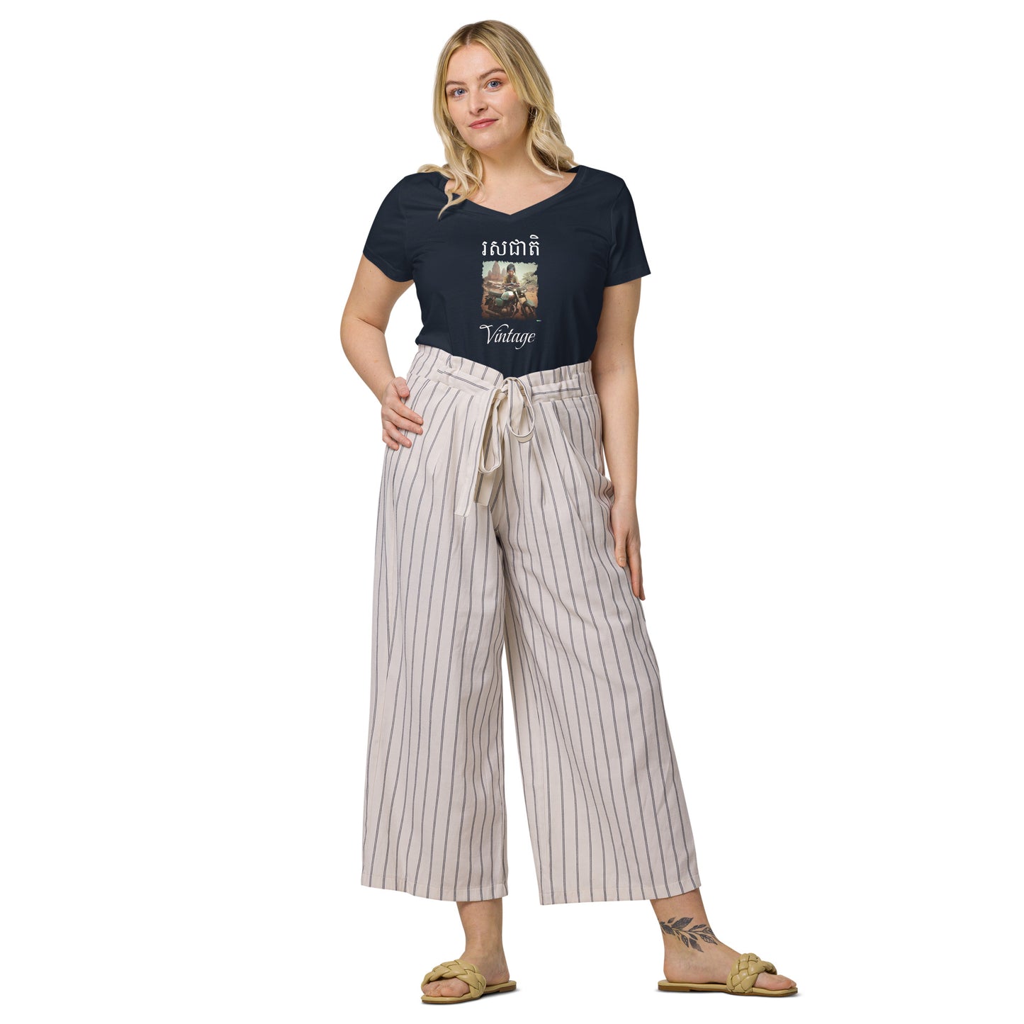 T-shirt col V ajusté femme - Khmer style